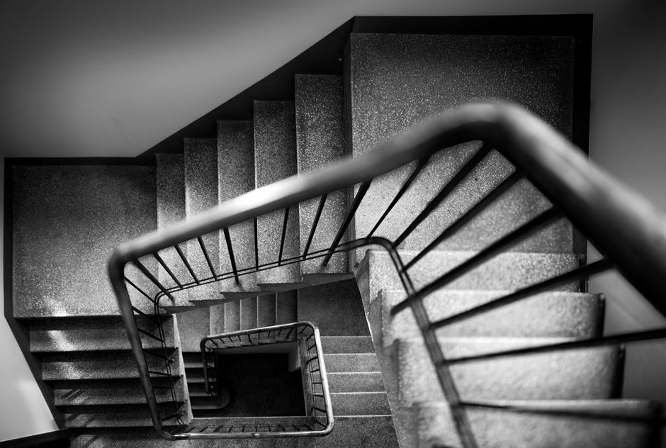monte-escalier à Brasles
